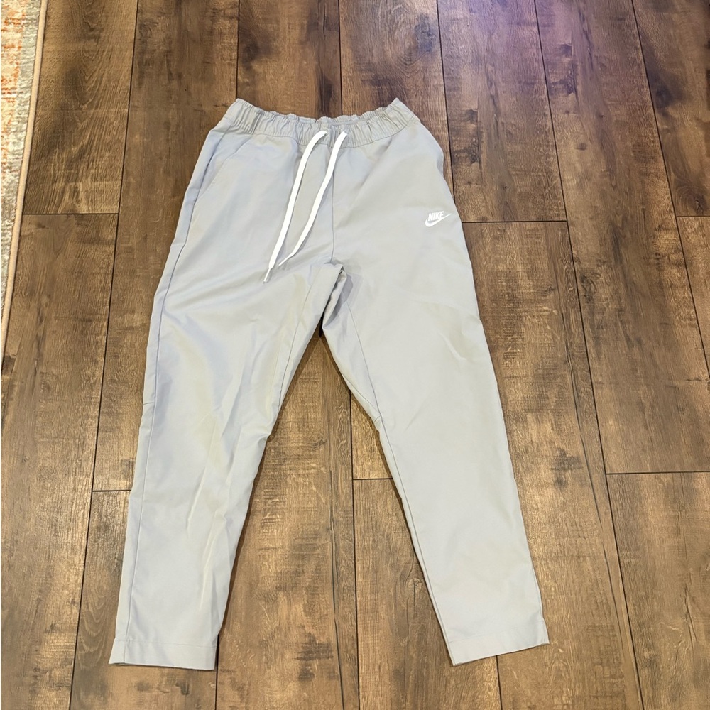 Nike Men's Light Gray Joggers